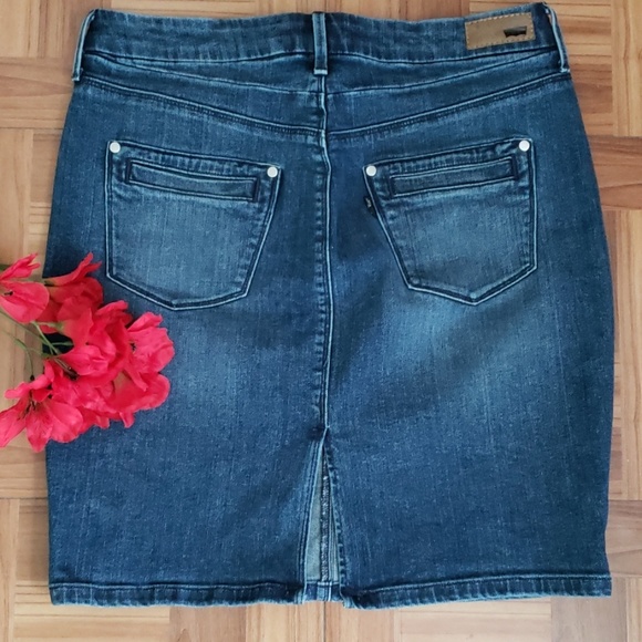 LEVI'S skirt - Picture 1 of 10